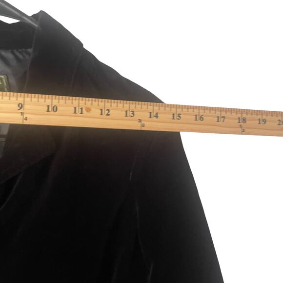 Eddie Bauer Women's Size Small Black Velvet Witchy Grunge Button Blazer - Picture 6 of 7